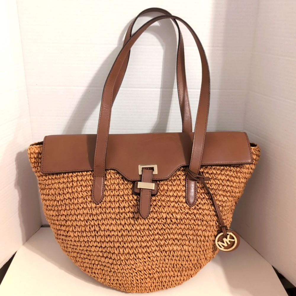 Michael Kors Tan and Brown Shoulder Bag